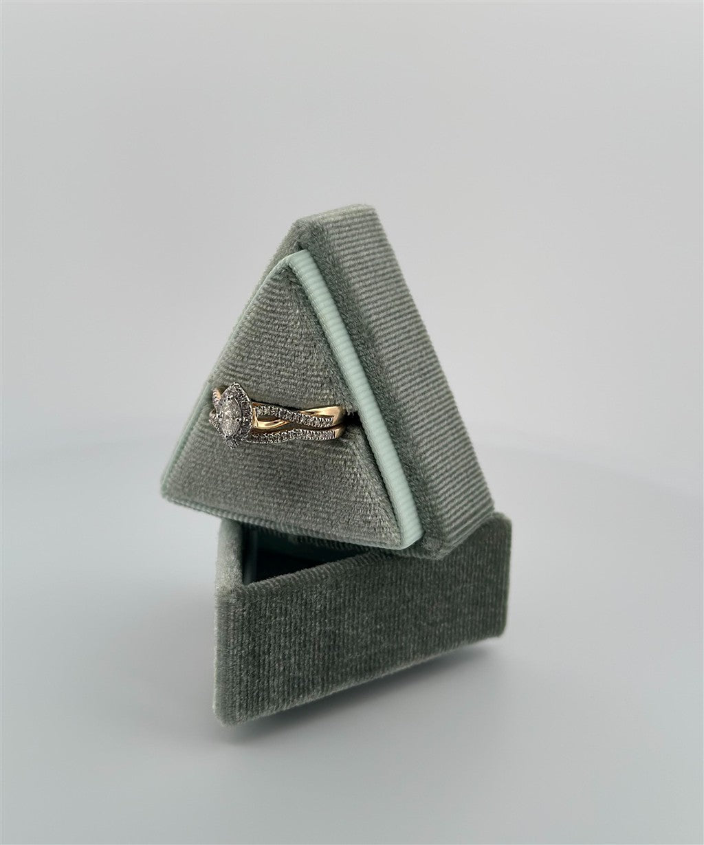 Yellow Gold Halo Style Bridal Set