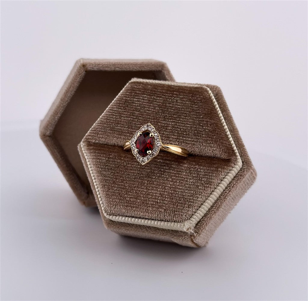 Yellow Gold Garnet Ring