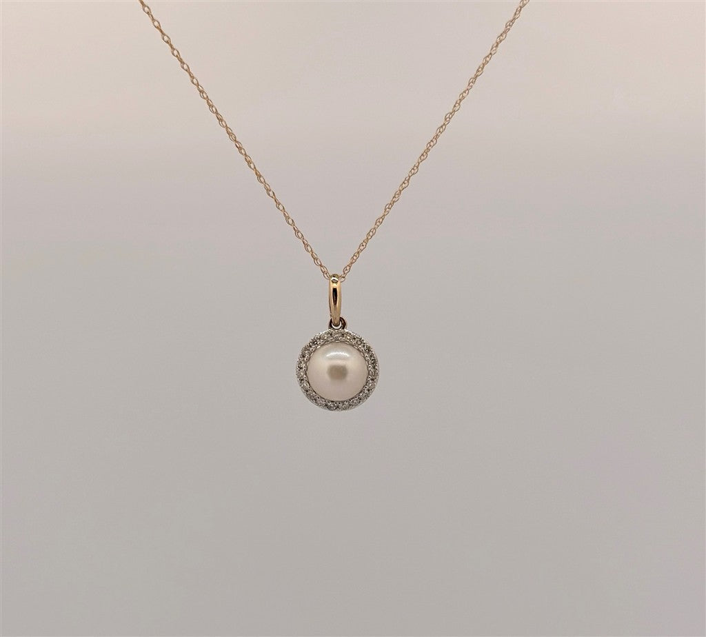 Yellow Gold Halo Style Pearl Necklace
