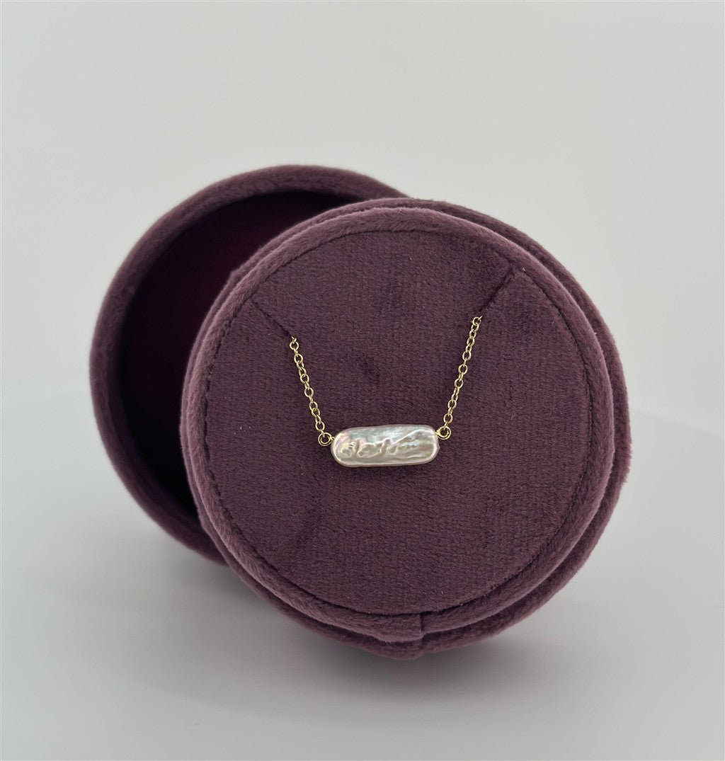 Yellow Gold Mother Of Pearl Necklace