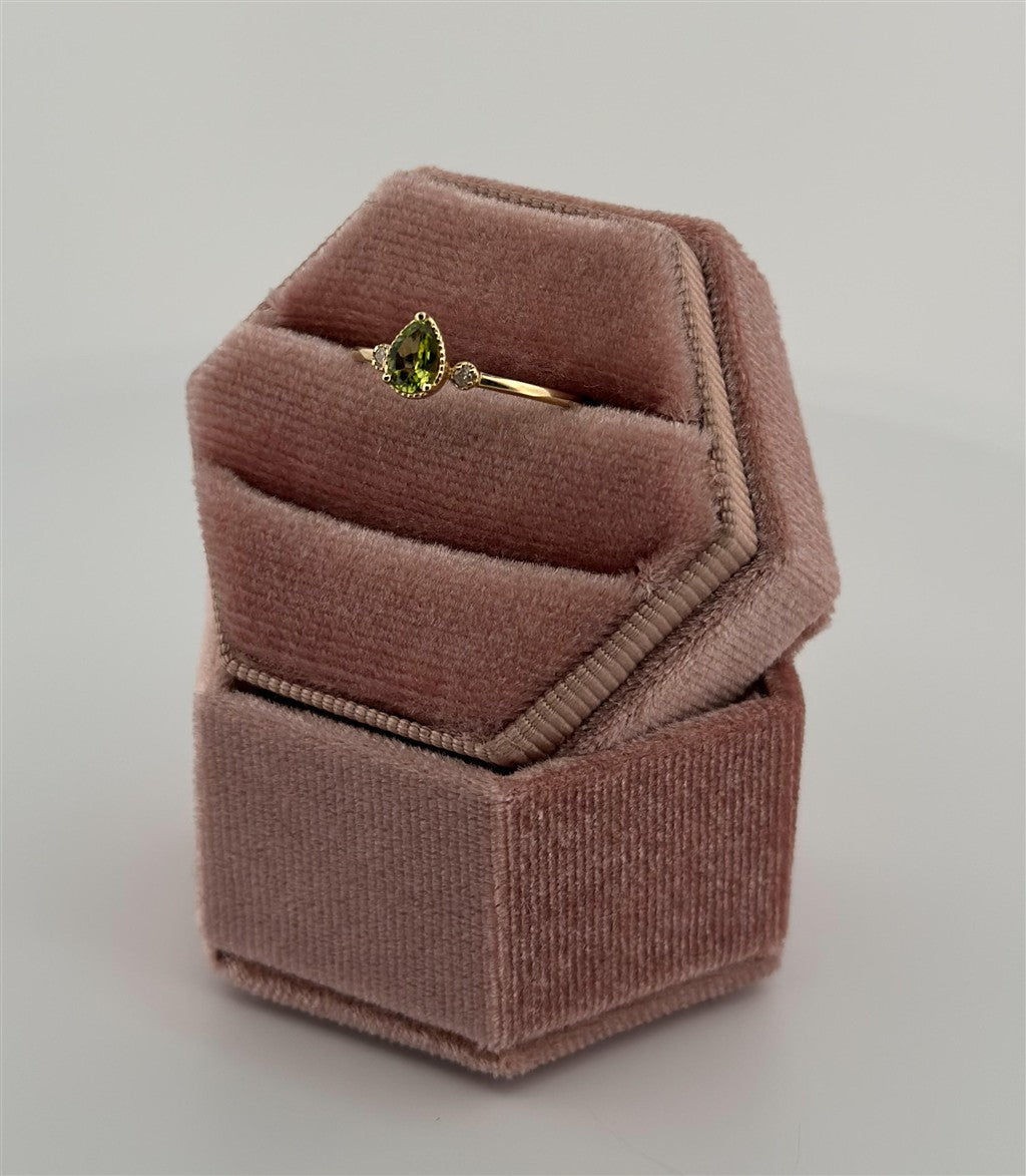 Yellow Gold Pearl Shape Peridot Ring