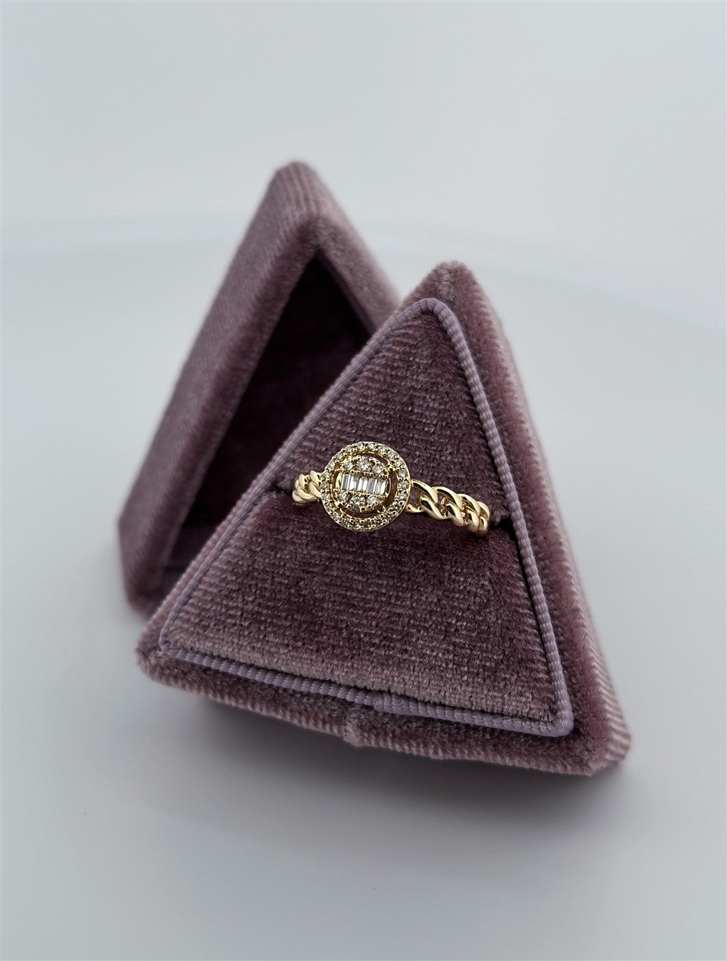 Yellow Gold Diamond Fashion Ring