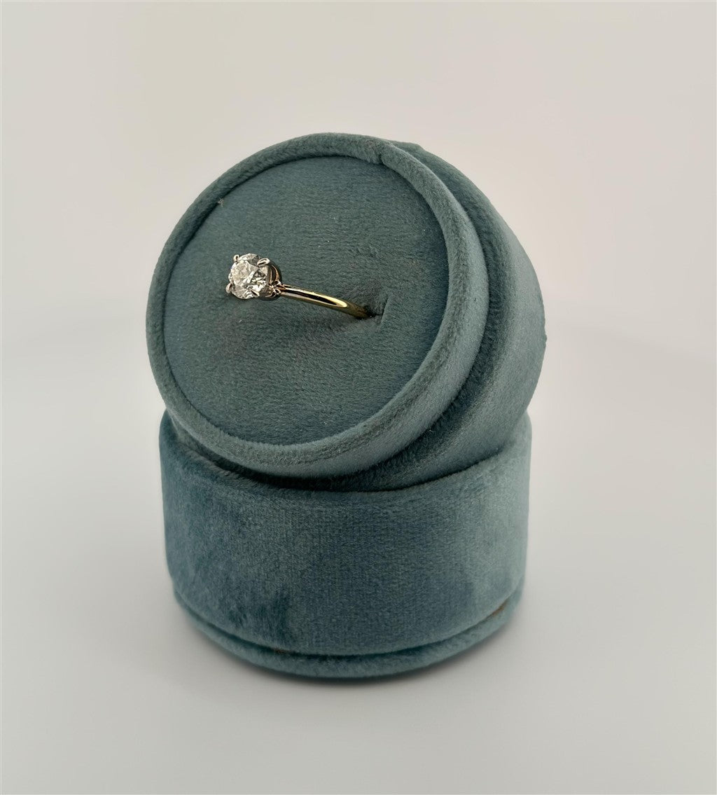 Yellow Gold Round Diamond Bridal Set