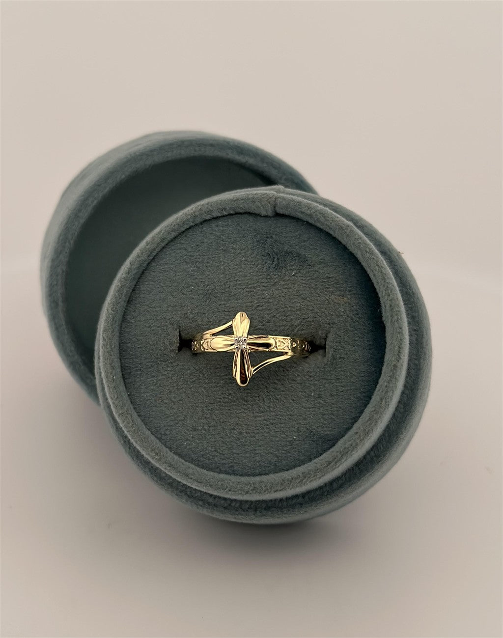 Yellow Gold Diamond Cross Ring