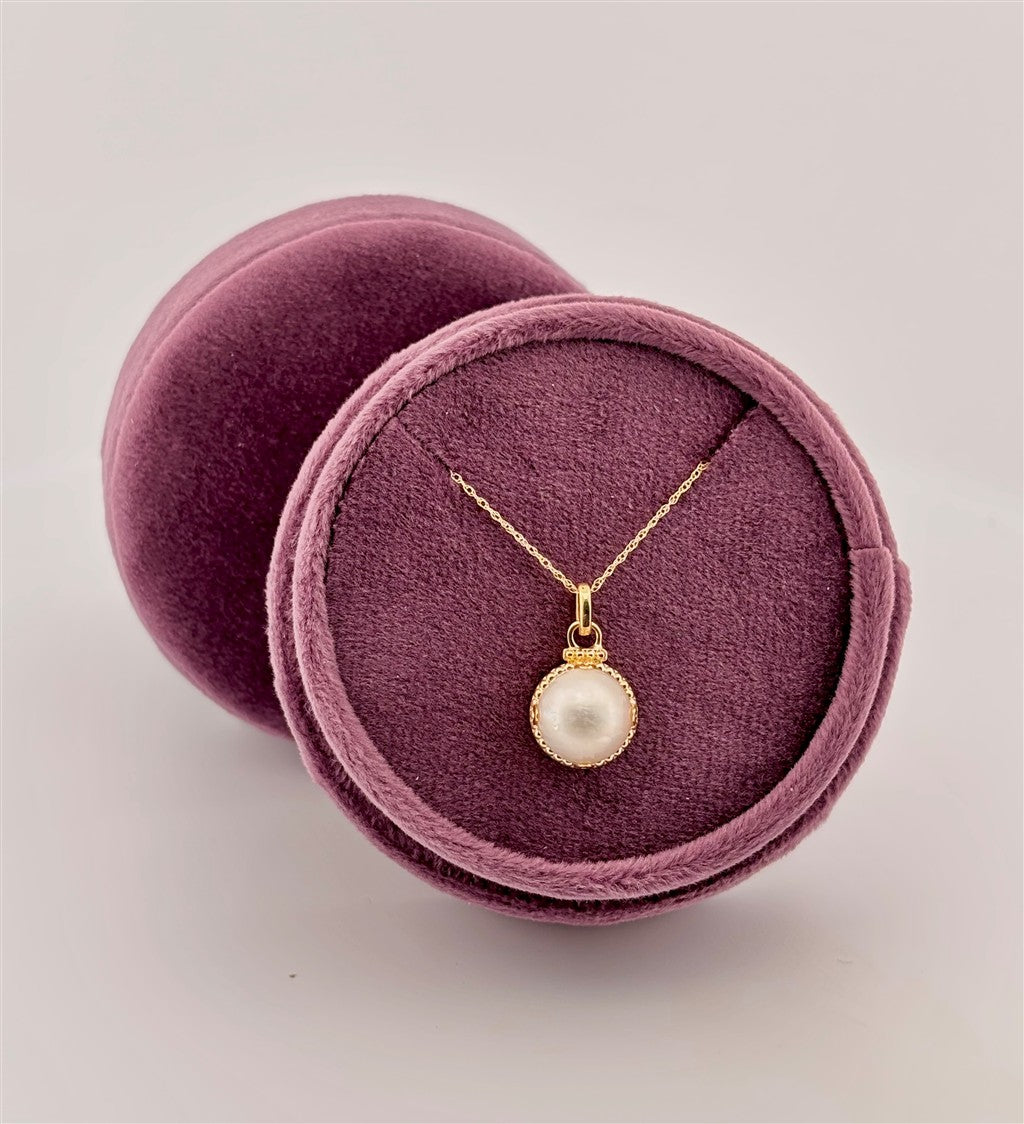 Yellow Gold Pearl Necklace