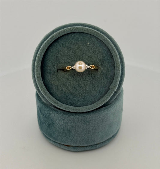 Yellow Gold Diamond Accented Pearl Ring