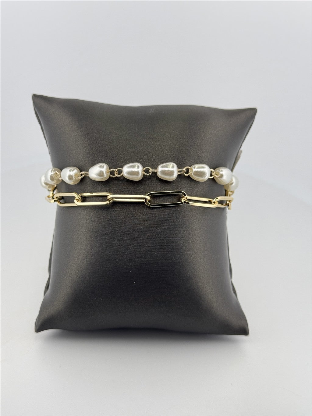 Trendy Pearl Bracelet