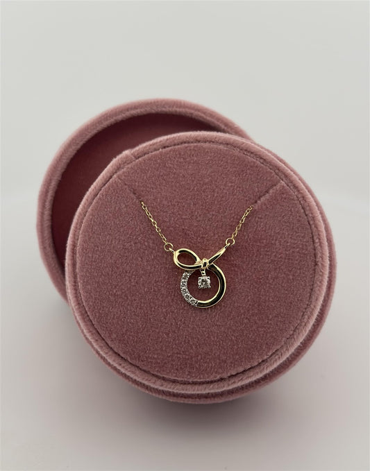 Yellow Gold Diamond Circle Necklace