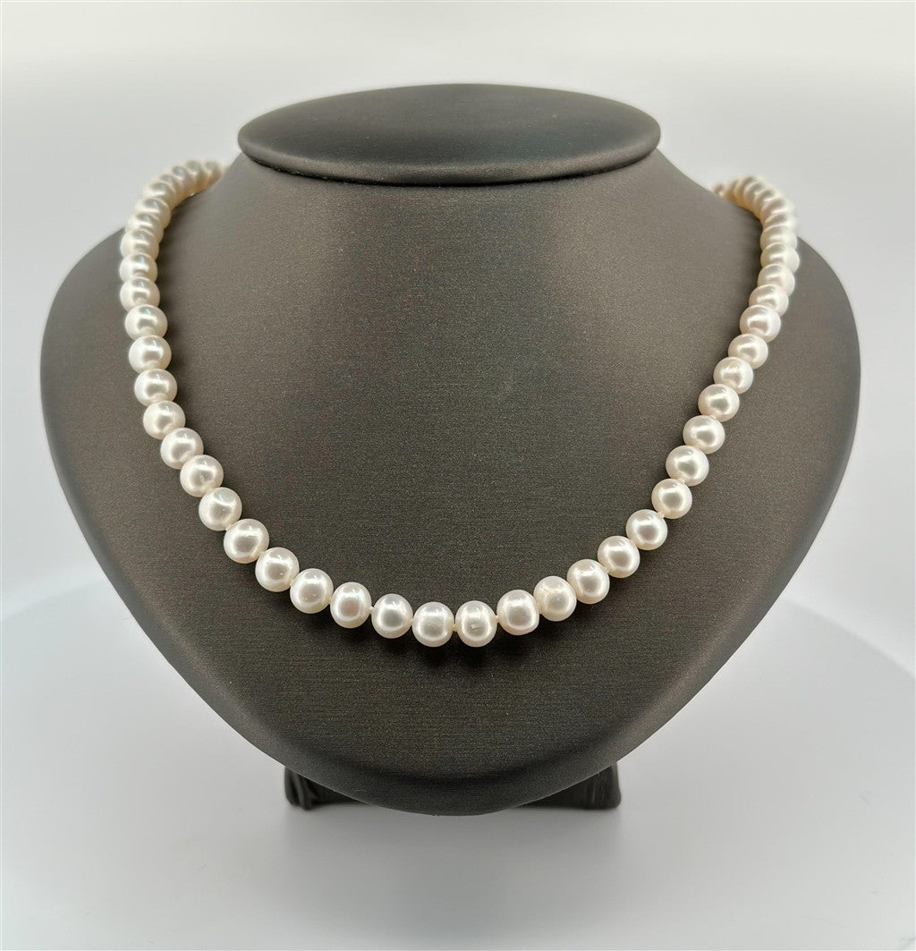 White Gold 24" Pearl Strand