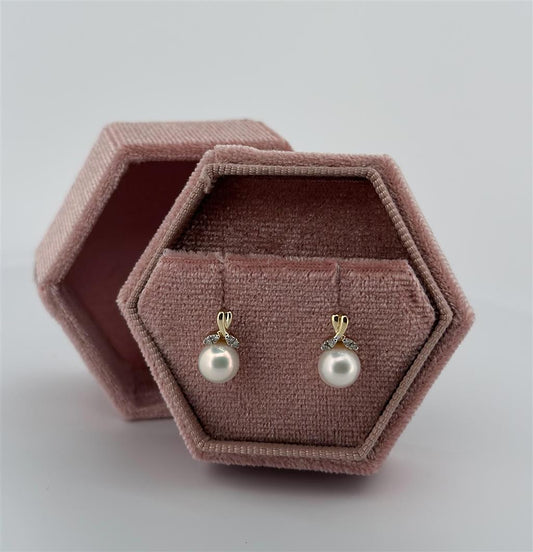Yellow Gold Pearl Stud Earrings