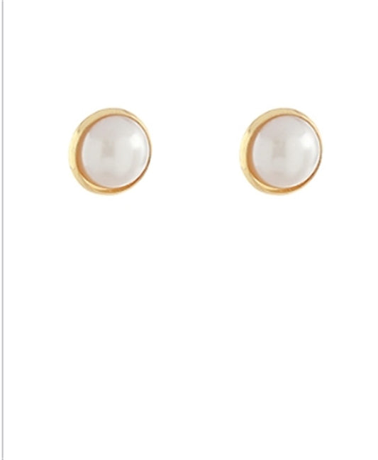 Trendy Pearl Clip On Earrings