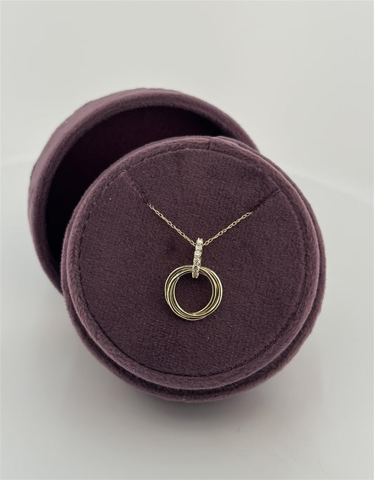 Yellow Gold Diamond Circle Necklace