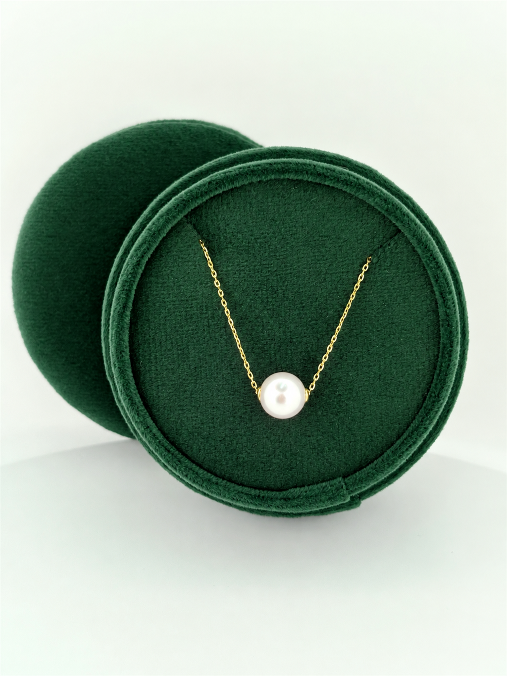 Yellow Gold Pearl Necklace