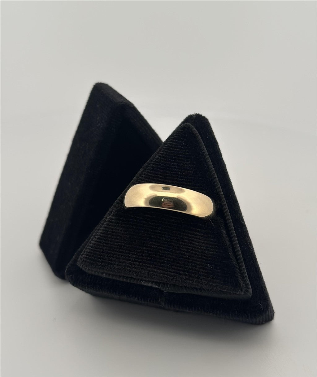 Yellow Gold Wedding Band