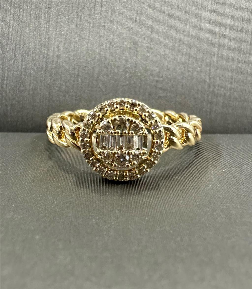 Yellow Gold Diamond Fashion Ring