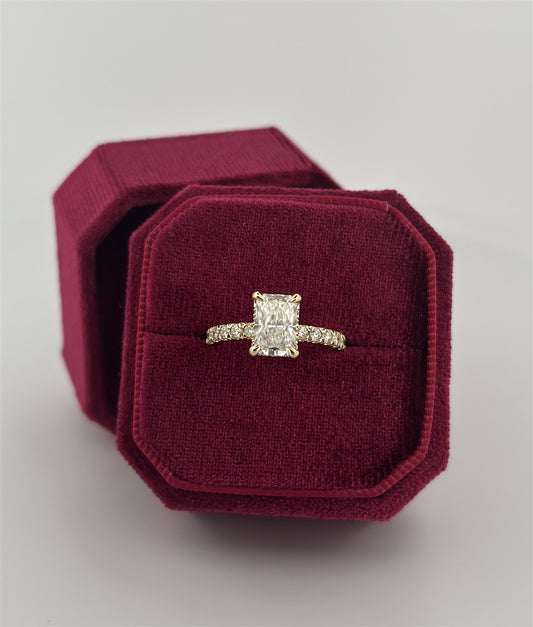 Yellow Gold Lab Grown Radiant Cut Diamond Engagement Ring