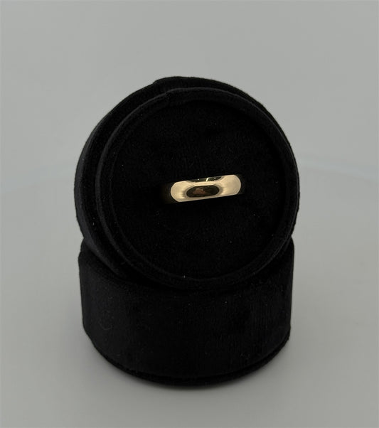 Yellow Gold Wedding Band