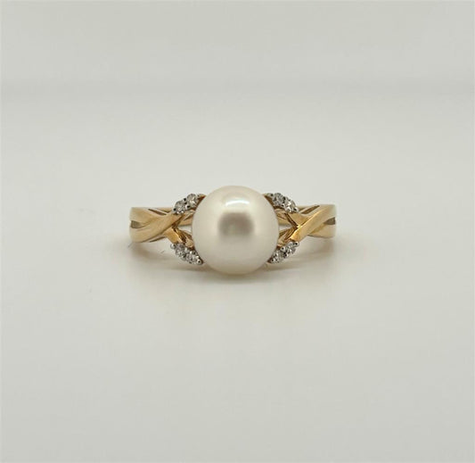 Yellow Gold Diamond Accented Pearl Ring