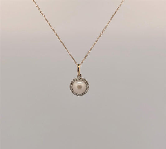 Yellow Gold Halo Style Pearl Necklace