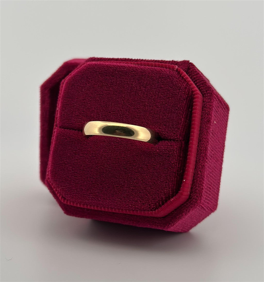 Yellow Gold Wedding Band